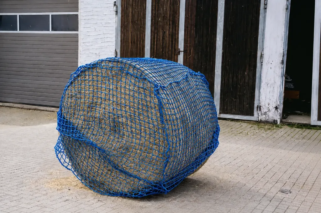 Balle ronde Filet à foin Bleu Ø5mm renfort 8mm 1m60 x 1m40 #100